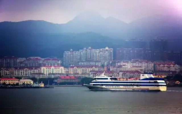 Qiaoxiang Cruise Hotel