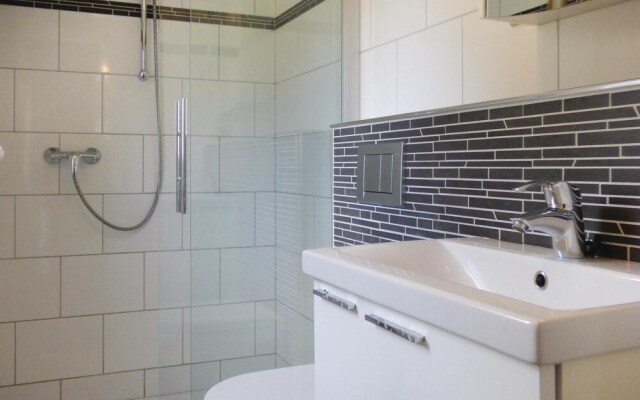 Awesome Home in Riol an der Mosel With 2 Bedrooms