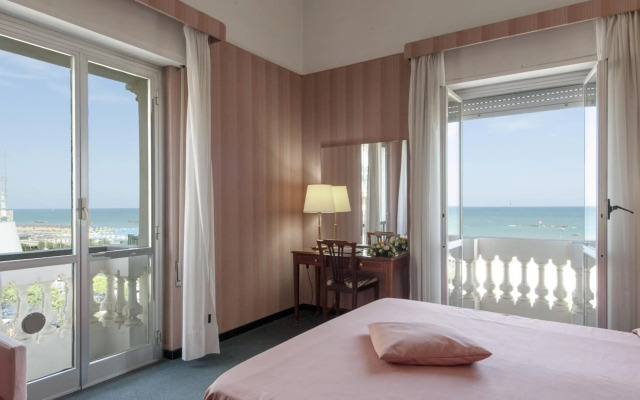 Hotel Esplanade