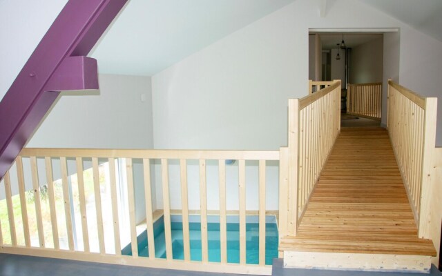Villa With 5 Bedrooms in Panissières, With Indoor Pool, Enclosed Garden and Wifi - 56 km From the Slopes