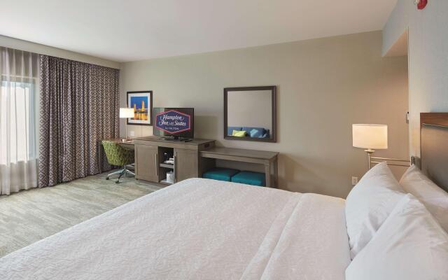 Hampton Inn & Suites Sacramento at Csus