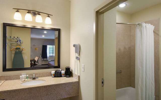 Super 8 by Wyndham Stephenville