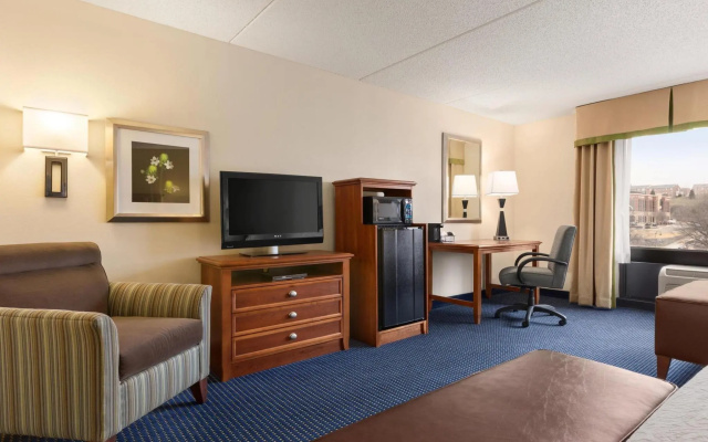 Hampton Inn Warrenton