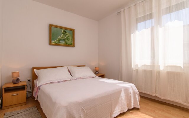 Apartments Beba - Peaceful Location