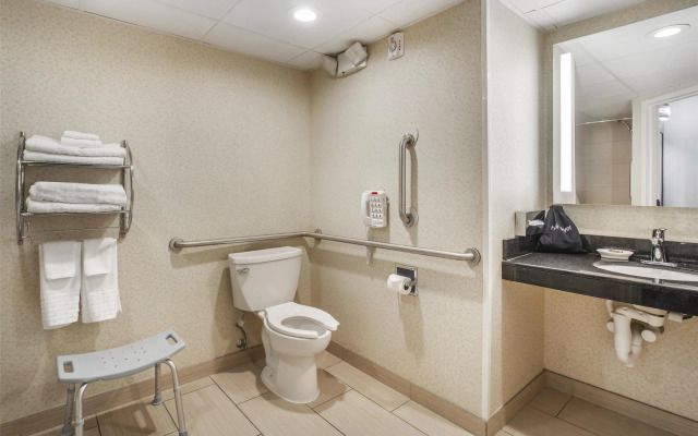Best Western Plus Keene Hotel
