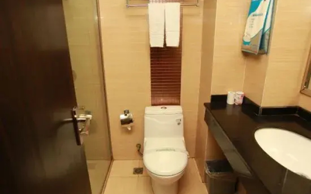 Pengshan Jiaxiang Business Hotel