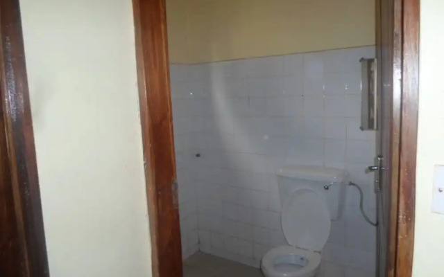 Tarn Hut Resort