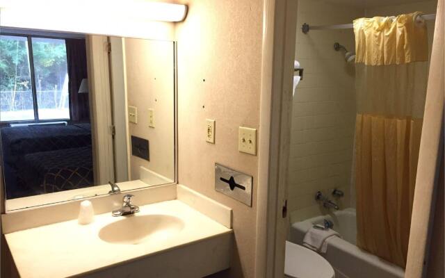 Magnuson Hotel Columbia