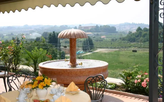 Hotel La Dolce Vita