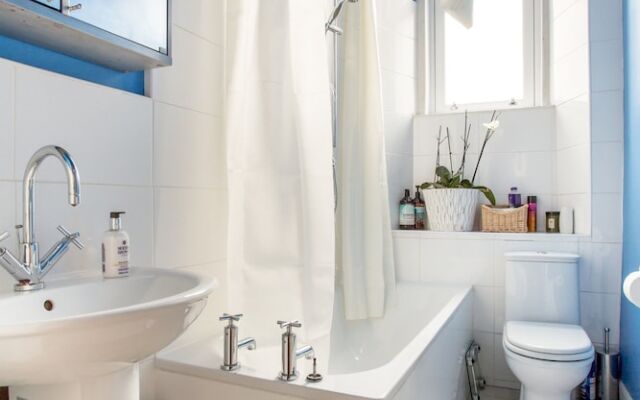 2 Bedroom Flat in Edinburgh