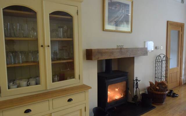 Stronachlachar Lodge