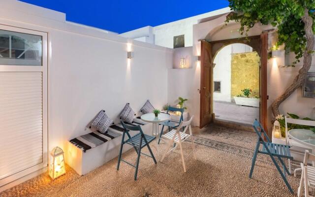 Lindos Citrin Suites