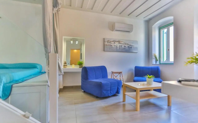 Annika Deluxe Apartments
