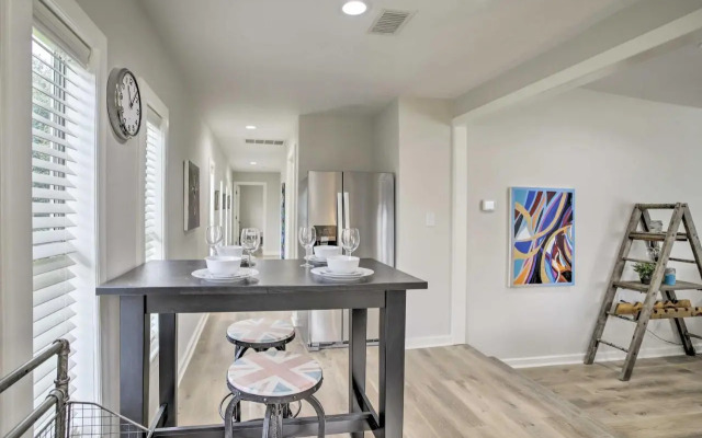 Pet-friendly Cottage, 3 Blocks to Main St!