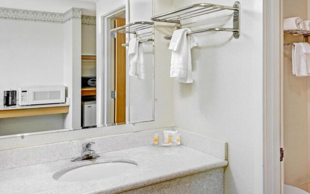 Methuen Inn and Conference Center