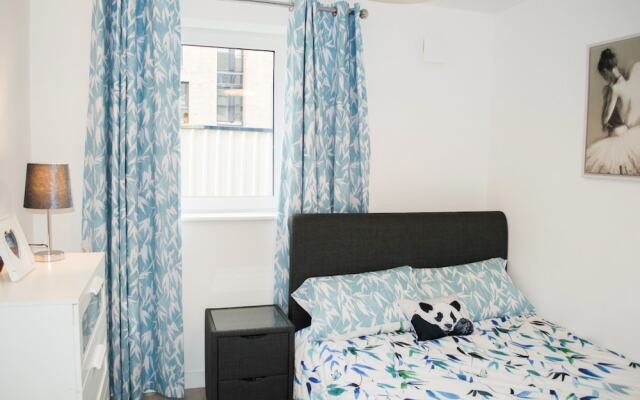 2 Bedroom Flat Close To The City Centre