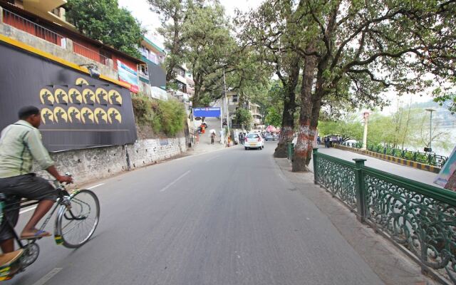 OYO 4111 Hotel Shivraj