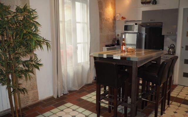 l'Echoppe de l'Amandier