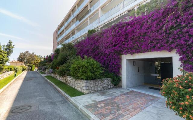 Sea View Park Swimming Pool & Tennis 2 Bdrs