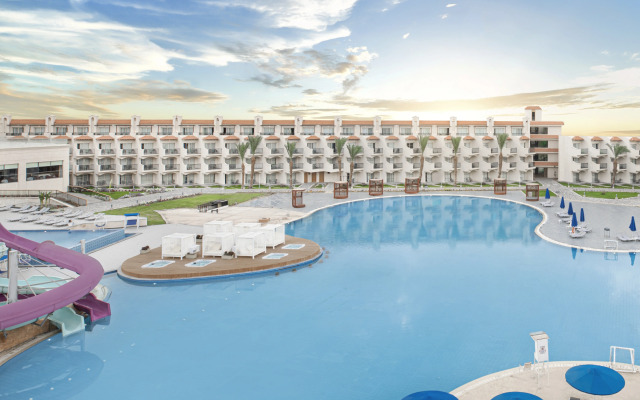 The V Luxury Resort Sahl Hasheesh