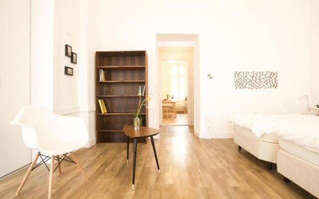 Central , 3 rooms in Frankfurter Tor