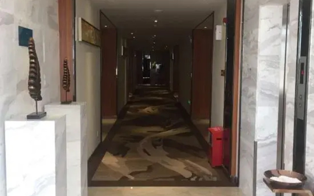 Tongxiang Hotel (Dawangshan Forest Park)