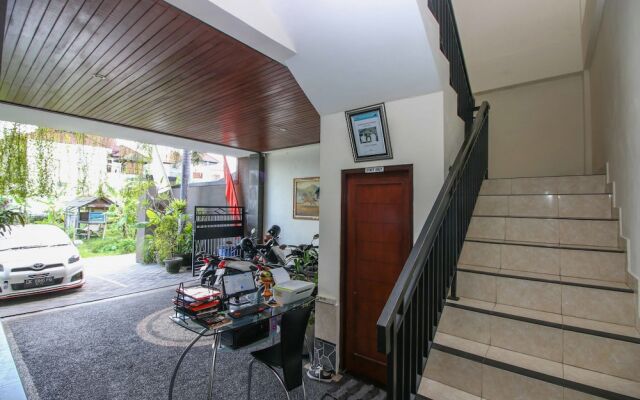 Airy Denpasar Barat Gunung Tangkuban Perahu 5 Bali