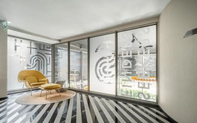 Seekers Finders Rama IV Hotel, SureStay Collection by BW