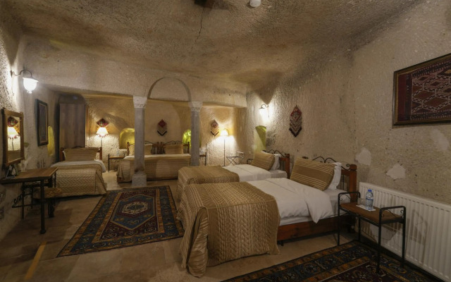 Tekkaya Cave Hotel