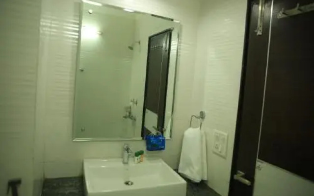 Hotel City Heart by OYO Rooms