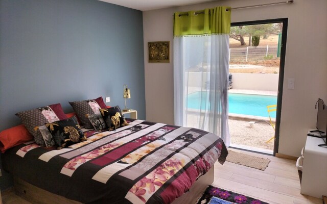 Les garrigues Ensoleillées