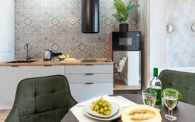 Апартаменты VisitNovorossiysk (ВизитНовороссийск) на набережной Адмирала Серебрякова