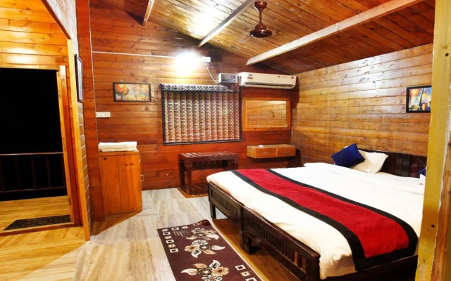 Rhea Safari Lodge