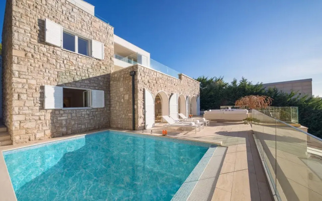 Luxury Villa Dance Forever with Pool