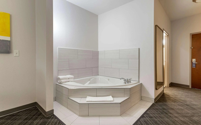 Comfort Suites Natchitoches