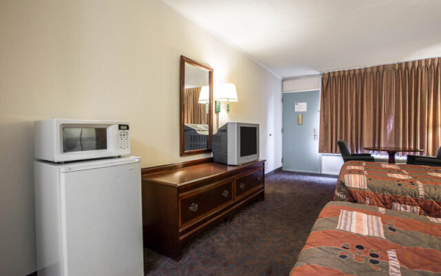 Econo Lodge and Conference Center