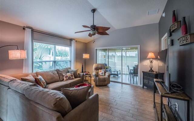 Vestridge Ave 3490 by White Pelican VR