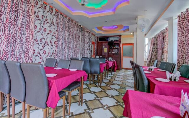 OYO 18873 Hotel Comfort
