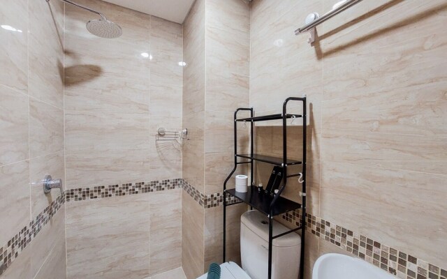 Minimalist And Comfort 1Br At B Residence