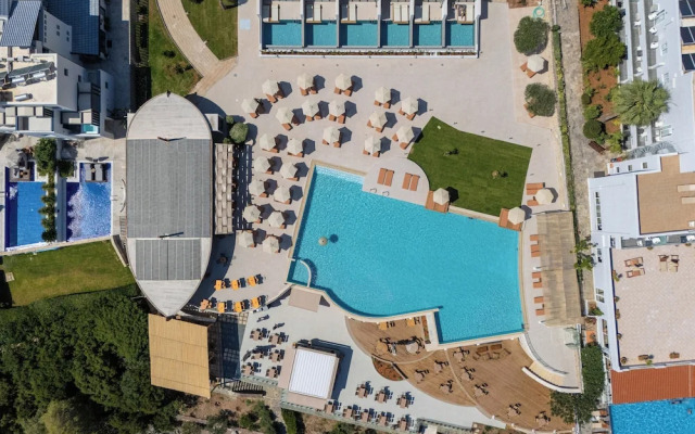 The River Suites - Adults Only