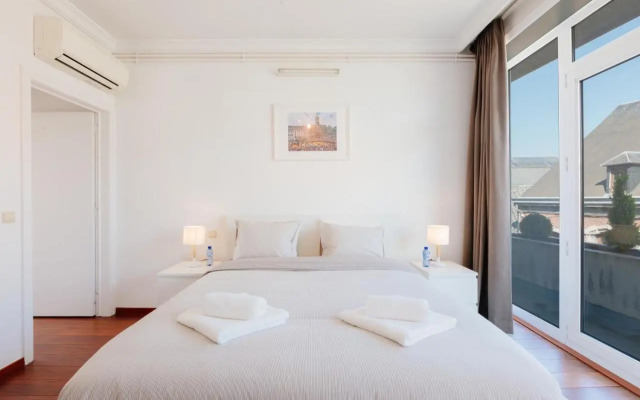 Luxury Apart' MONS City Center with Terrace