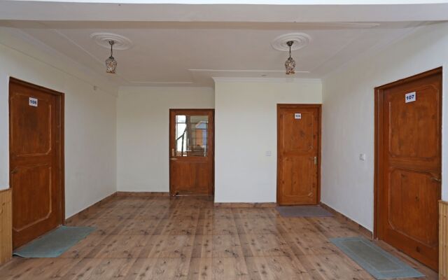 OYO 7008 Astha Cottage