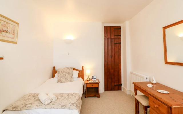 Littleham Court Cottage