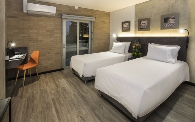 Diagonal Hotel Chipichape