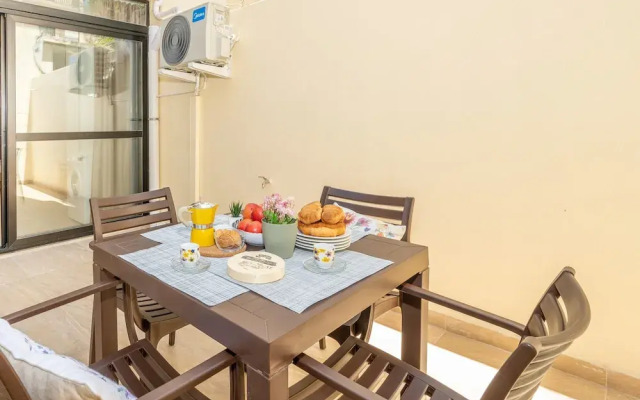 Sea Bliss Maisonette close to sea