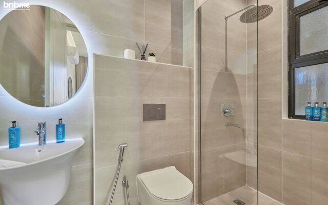 bnbmehomes-2BR near BLVD City & KAFD-16