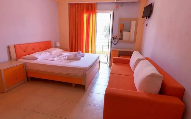 Karos Hotel Llaman