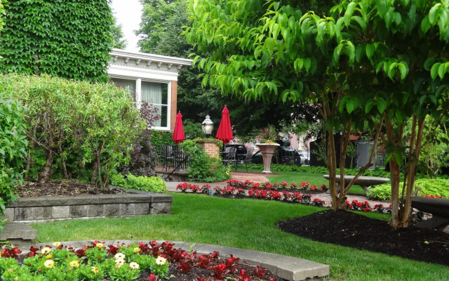 The Mansion On Delaware Ave