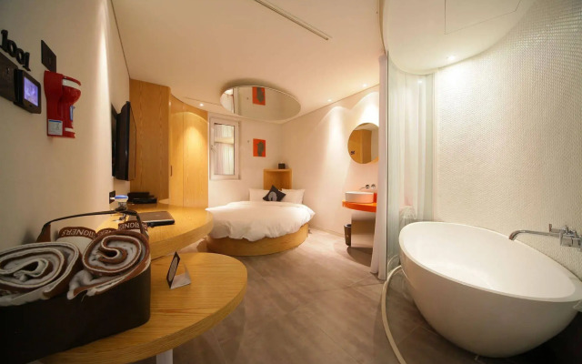 Hotel The Designers Samseong