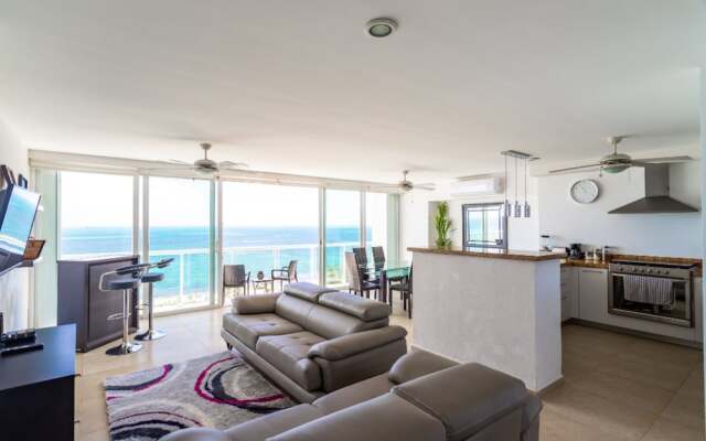 MAREA Beachfront 2 BDR - Stunning Oceanview